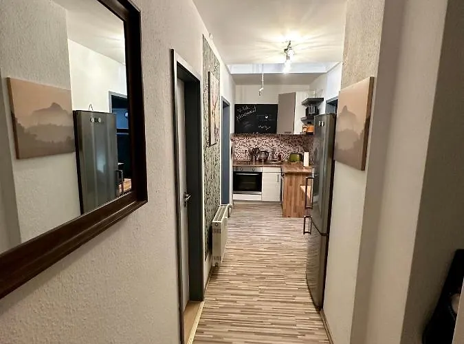 Zum Gruenen Hirsch Inkl. Parkplatz Daire Erfurt